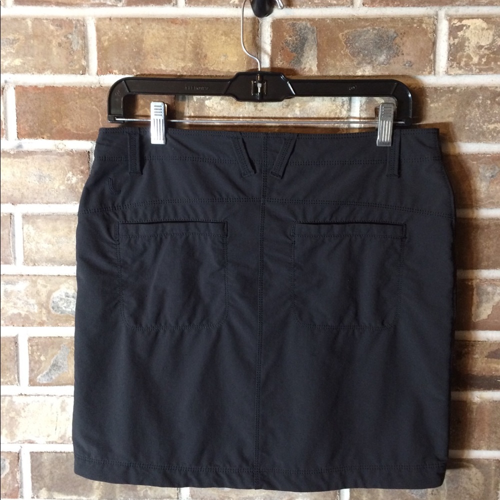 Lole Black Size 6 skirt
